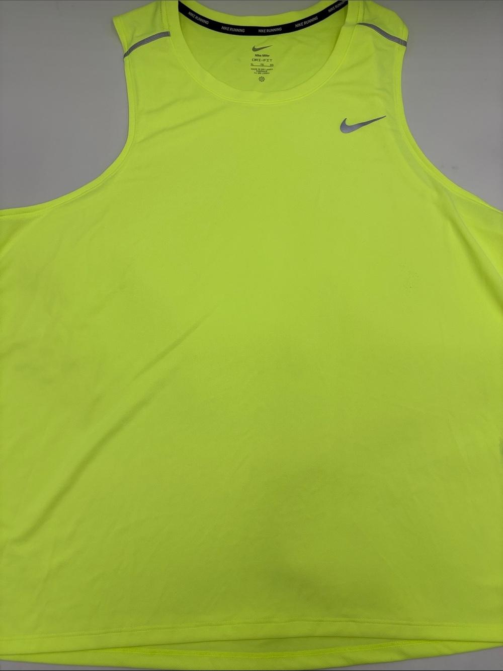 Nike Miler Dri-FIT Running Tank in Ice/Reflective Silver